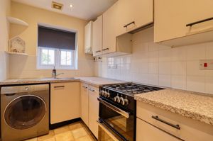 Kitchen- click for photo gallery